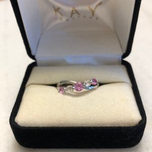 10k white gold, pink and white sapphire ring